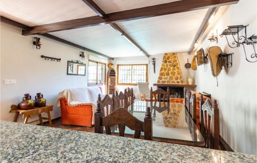  Awesome home in Motril with WiFi, Outdoor swimming pool and Swimming pool in Motril