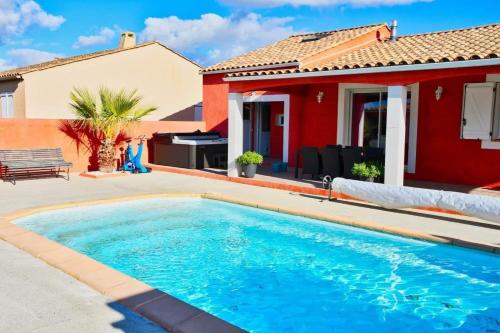 . Villa de 3 chambres avec piscine privee jacuzzi et jardin clos a Carcassonne