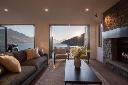 Picture Point Villa - Accommodation - Queenstown