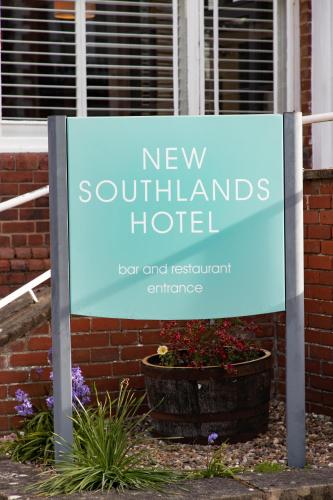 The New Southlands Hotel