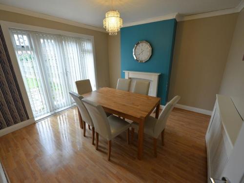 Boutique Hoiday Home in Coventry with Garden gîte à louer Foleshill