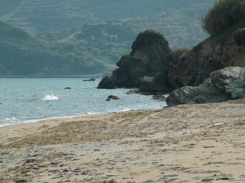 Beach, Xenonas Thalis in Skoutarion