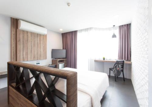 room detail thumbnail 0
