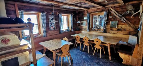 Almgasthaus Flecknerhütte