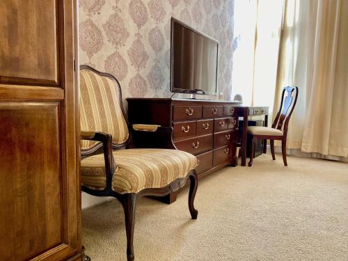 OPERA16 Guestrooms - main image