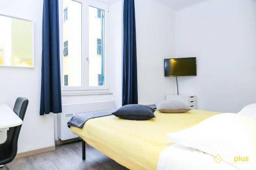 Lia Rooms - image 5
