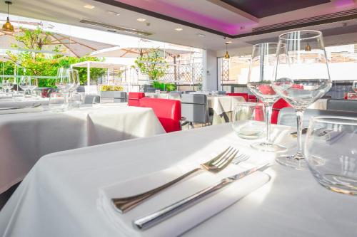 iQ Hotel Roma - image 4