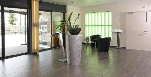 Aarau West Swiss Quality Hotel - image 2