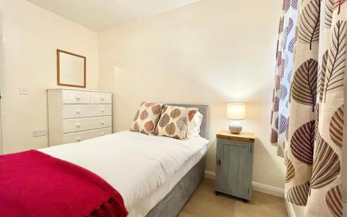 Enjoy The Willow, lovely home to stay & relax while in Ashford!