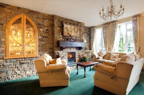 Pub/Ruang Rehat, Old Weir Lodge in Killarney