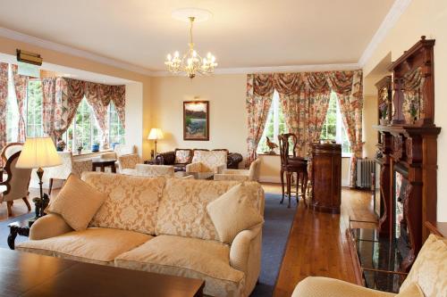 Pub/Ruang Rehat, Old Weir Lodge in Killarney