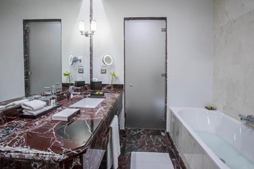 InterContinental Porto - Palacio das Cardosas by IHG