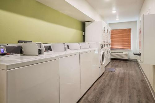 設施, WoodSpring Suites Houston La Porte in 拉波特