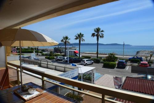 2 Piéces Clim Face a la plage vue Mer - Location saisonnière - Cavalaire-sur-Mer