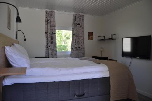 2 twin beds