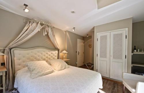 Hotel Saint-Amour - main image