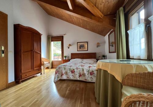 Hostal Salazar Room Type - Superior Queen Room