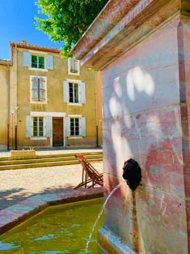 Tuvākā izklaides vieta, L'Ancienne Boulangerie in Caunes-Minervois