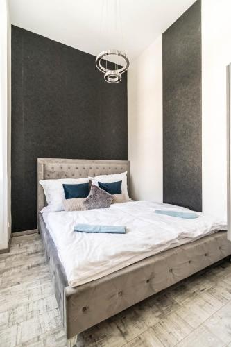 George's Luxury Apartment at Danube