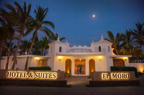 Hotel & Suites El Moro