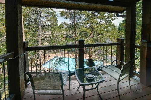 Inner Circle Serenity Condo: Great Breck Location - image 2