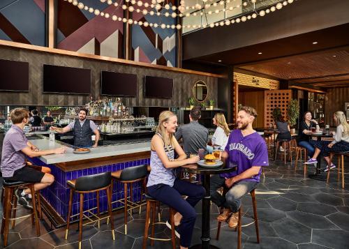 The Rally Hotel at McGregor Square - image 10