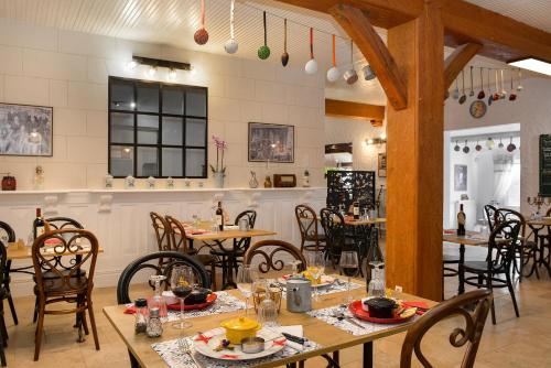 Restorāns, Logis Hotel Restaurant LE VIEUX FUSIL in Soings-en-Sologne