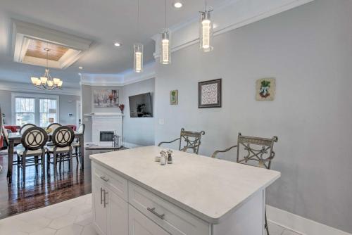 Cozy Atlanta Home about 3 Mi to Dtwn Attractions! in Pittsburgh