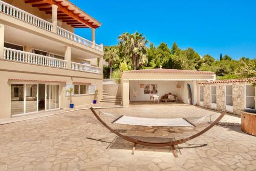 Fabulous large Villa, IBIZA town 5 min. gîte à louer Playa de Mitjorn