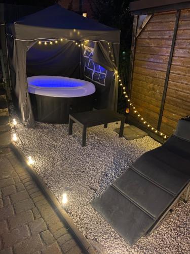 Wohnen direkt an der Rheinpromenade mit Whirlpool und Sauna in Voerde