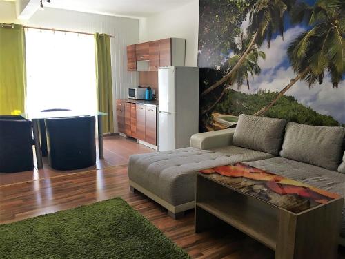 Shared lounge/TV area, Termal Apartman in Nyirbator
