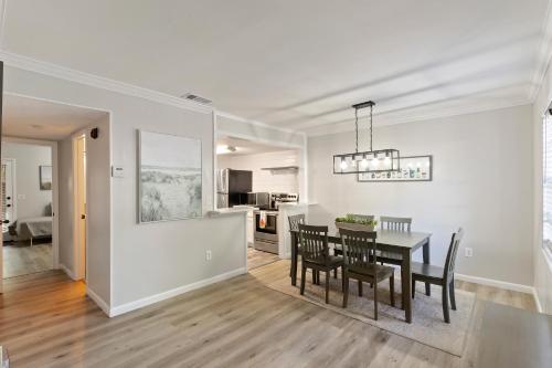 設施, #51 Superior Condo Ideal Location Pool 3BDR/2 Park in 希爾頓黑德島水濱