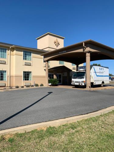RODEWAY INN & SUITES WINNFIELD in Winnfield (LA)