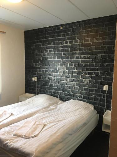 Roslev Hotel - image 14