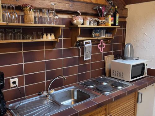 Warm apartment in a small complex with cosy beer garden and small brown cafe - image 14