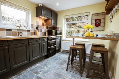 Cosy, coastal cottage in Snowdonia in Llanfair