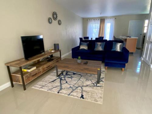 Paradise Heaven is a cheerful 2 bedroom townhouse