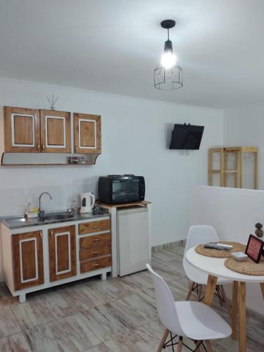 Facilities, Moroty in Posadas