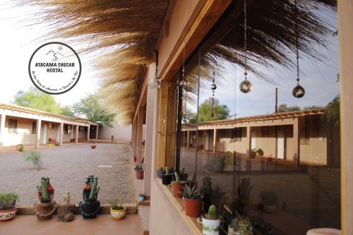 Atacama Checar, Hostal