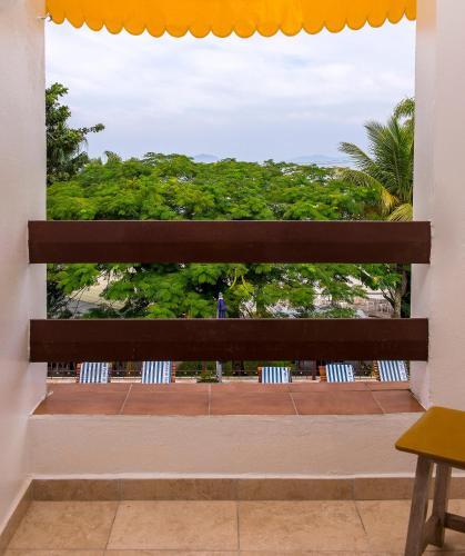 Double Room with Sea View image 5
