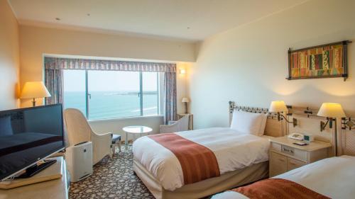 Twin Room with Ocean View - Non-Smoking