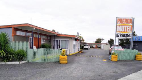 B&B Paeroa - Paeroa Rail Trail Motel - Bed and Breakfast Paeroa