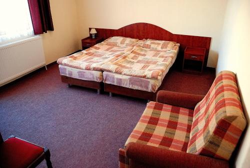 Deluxe Double Room image 3