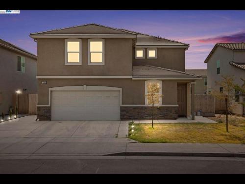 Madera lovely home in Madera (CA)