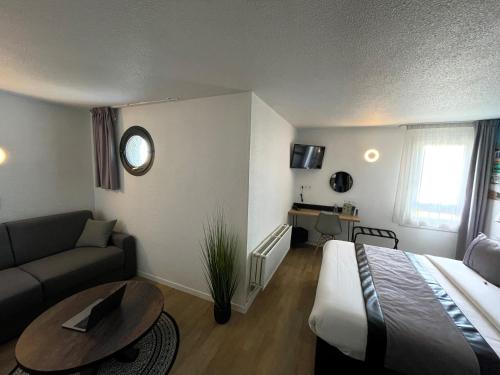 1 queen bed