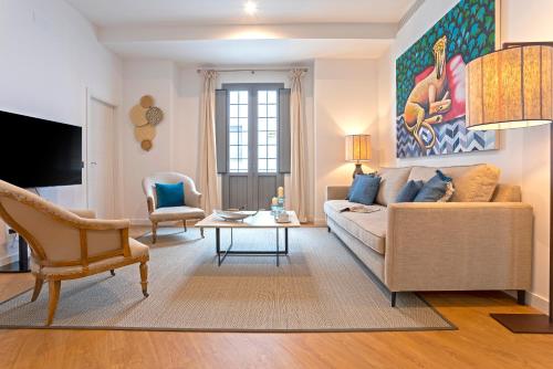 Three-Bedroom Apartment image 6