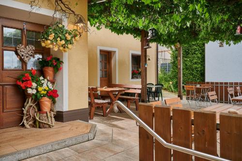Ресторан, Ferienwohnung Patermann in Помельсбрюн