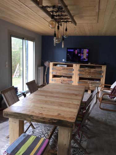 Maison conviviale dans un cadre unique in 薩爾特河畔勒梅勒