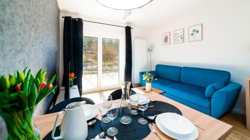 Apartament z 2 sypialniami i ogrodem