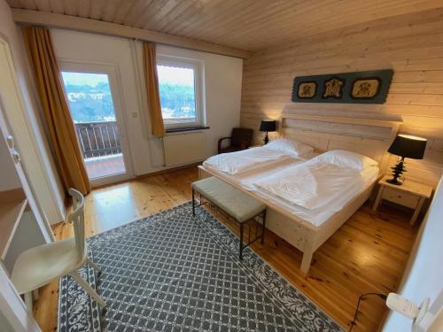 Kunstelj Pension 4